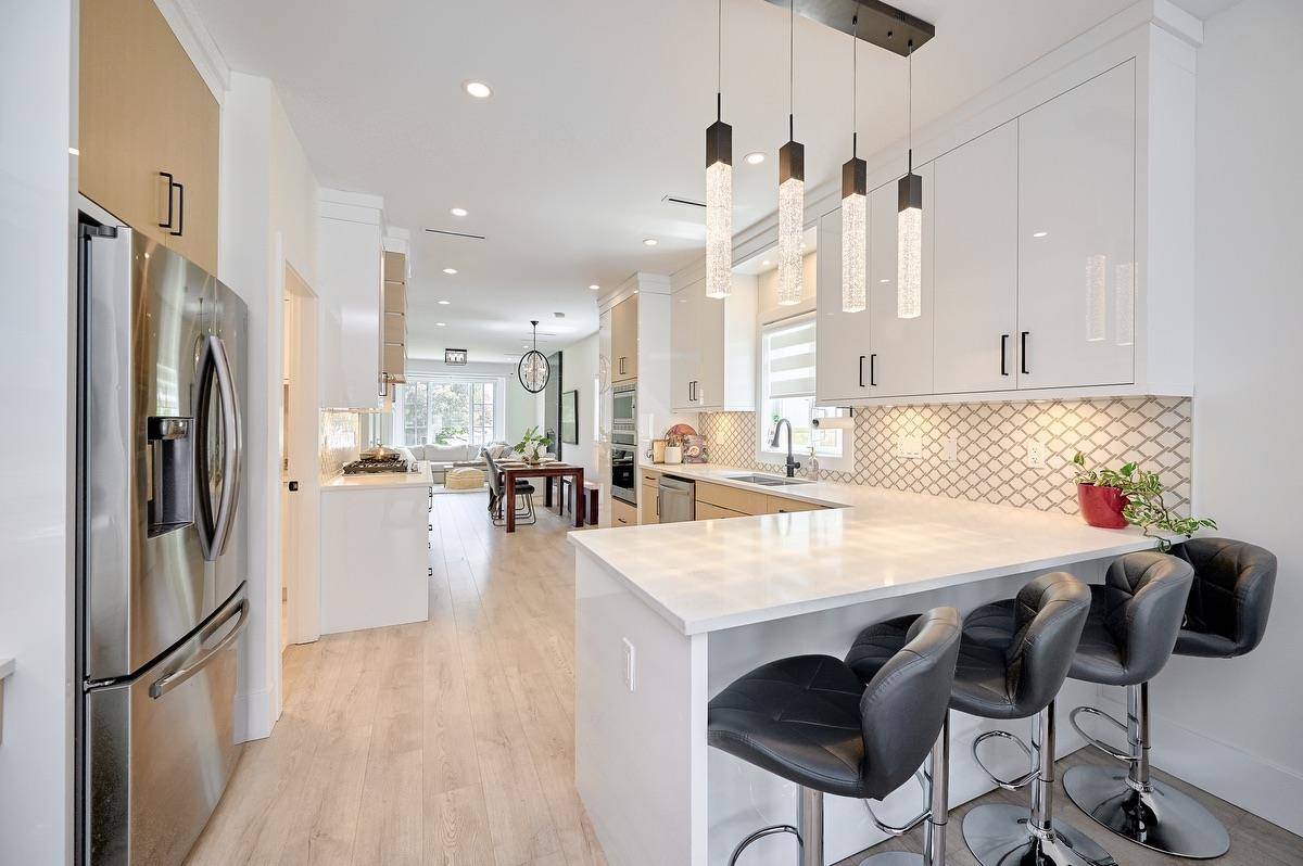 4809 Patterson AVE Burnaby, BC V5G 3A6