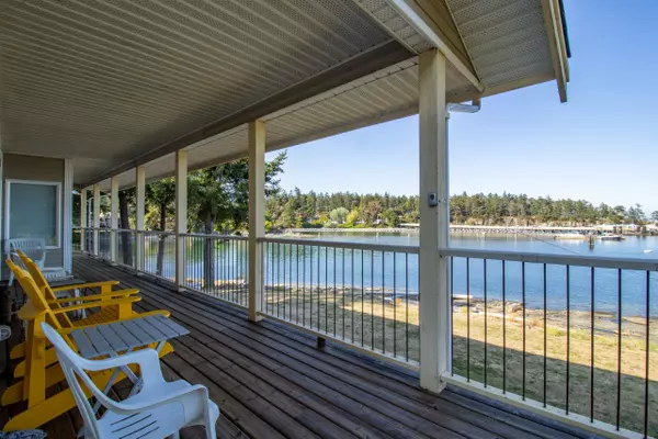 157 Jack RD Galiano Island, BC V0N 1P0