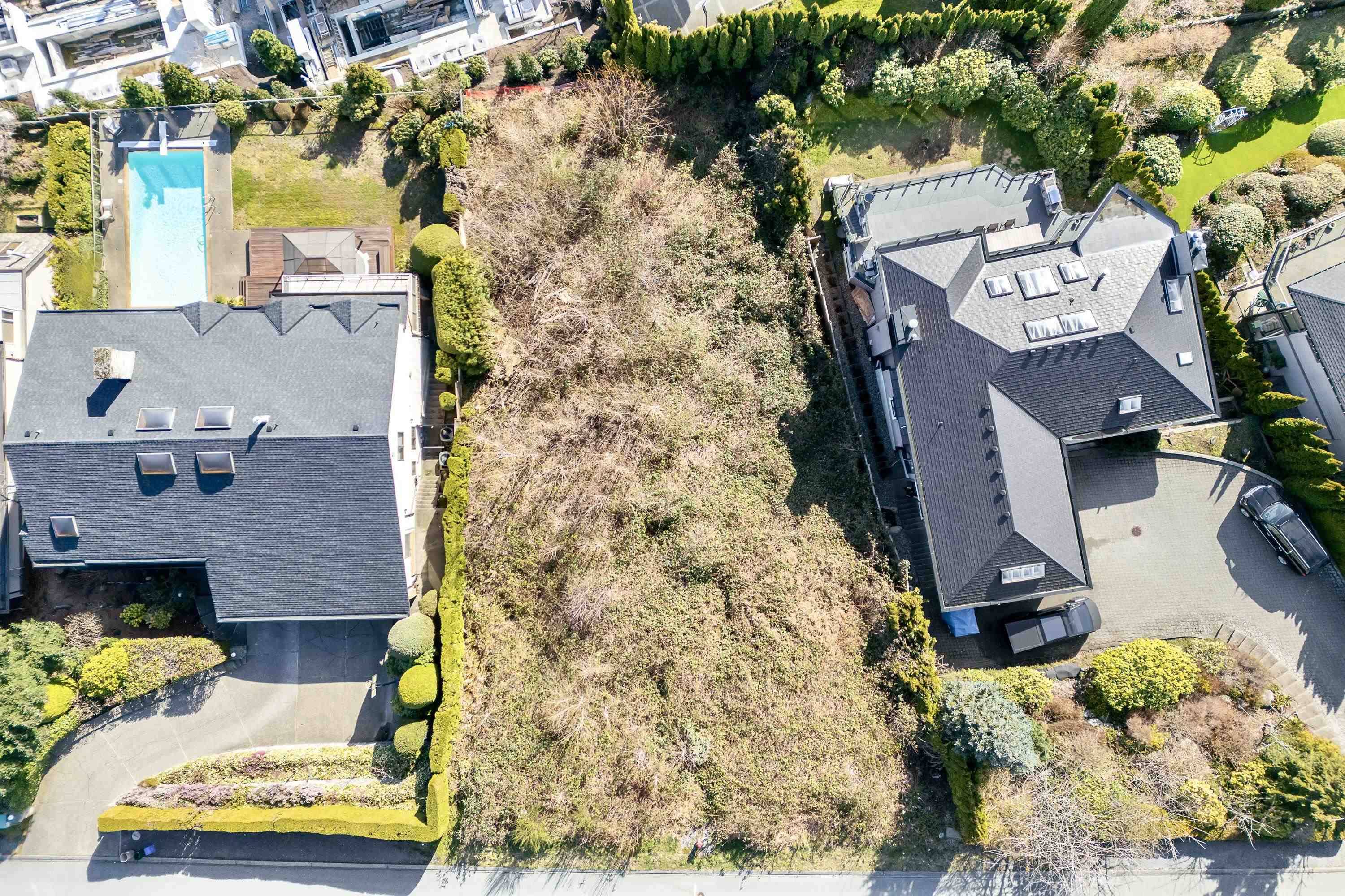 West Vancouver, BC V0V 0V0,1484 Camridge RD