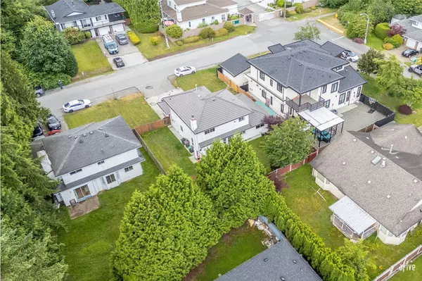 Surrey, BC V3W 5G6,6472 138 ST