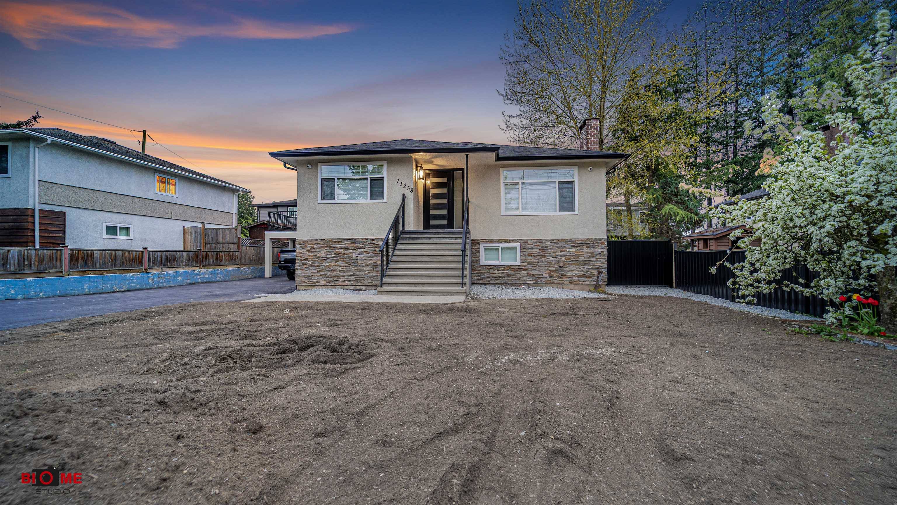 11238 82 AVE, Delta, BC V4C 2B7