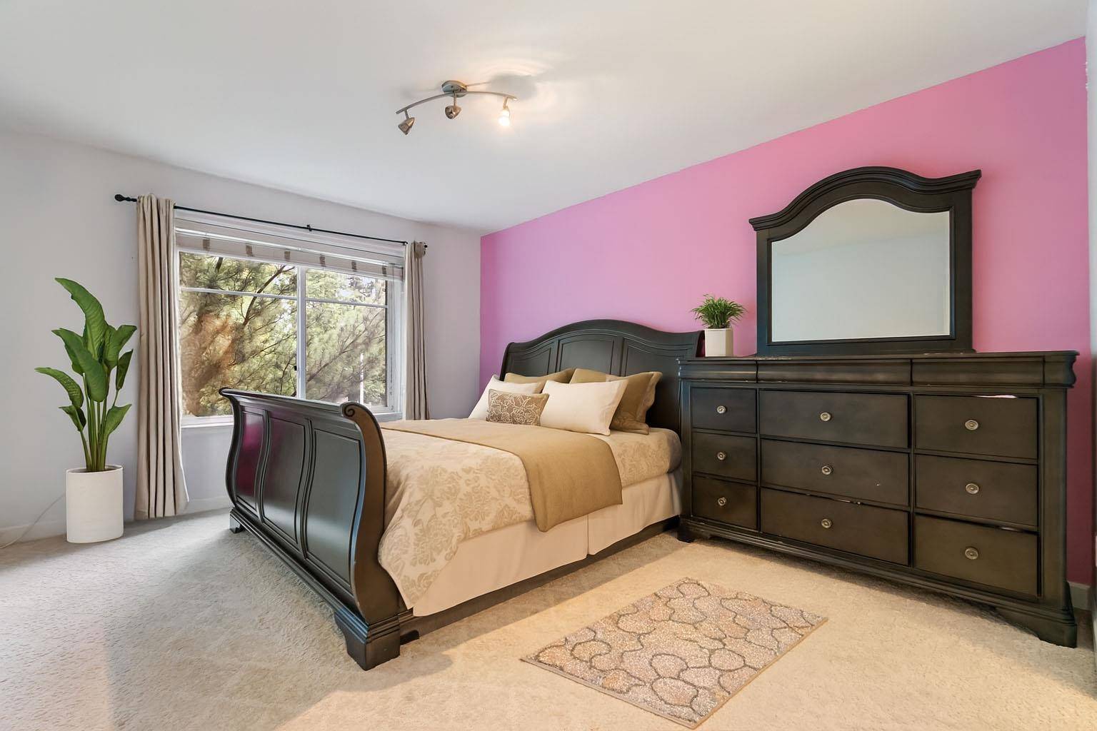 8633 159 ST #22 Surrey, BC V4N 5W1