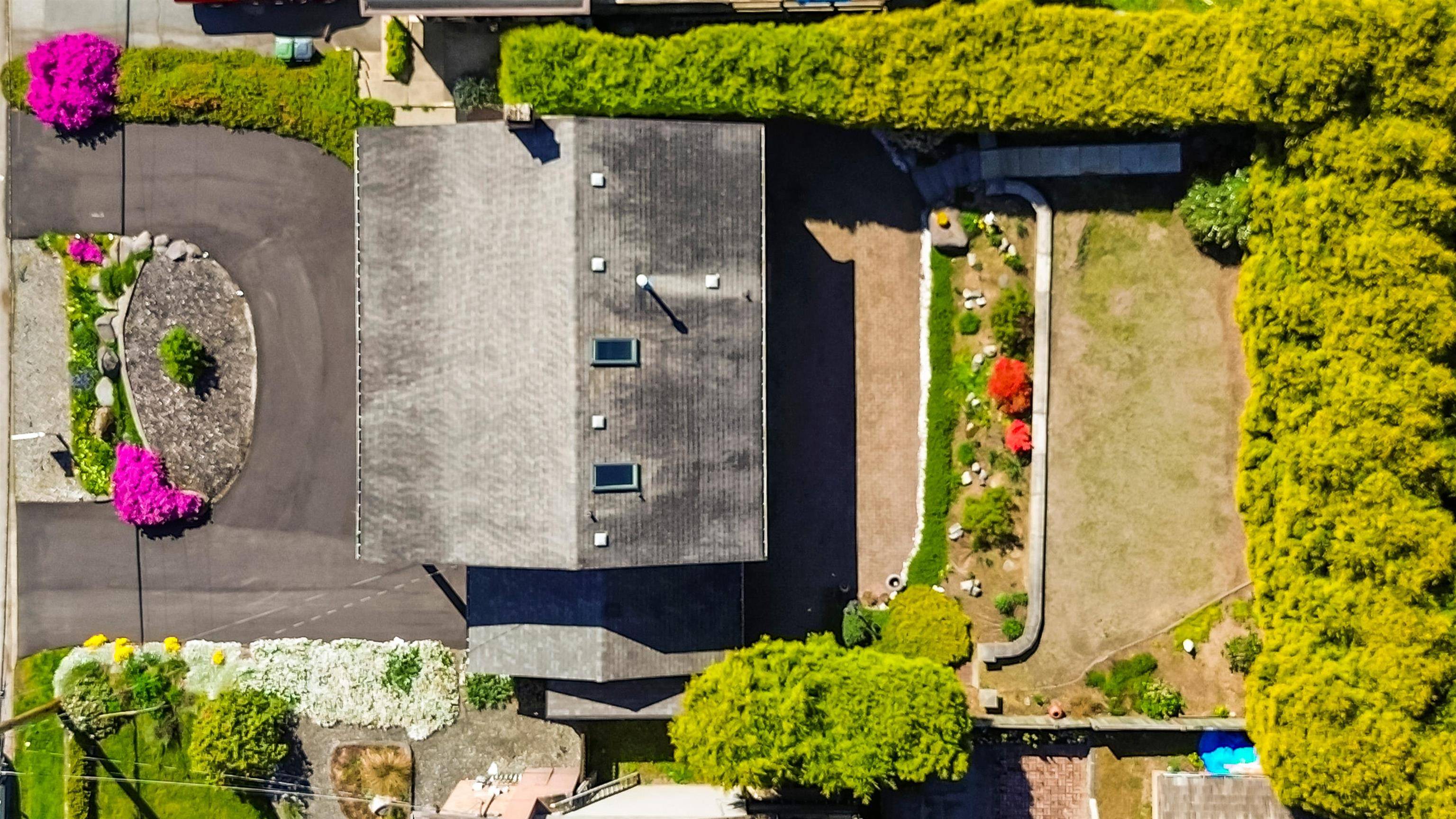 North Vancouver, BC V7H 1C4,2932 Brixham RD