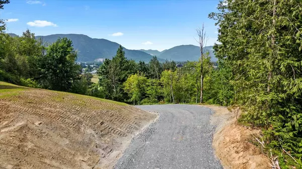 Chilliwack, BC V2R 5H2,42215 Majuba Hill RD
