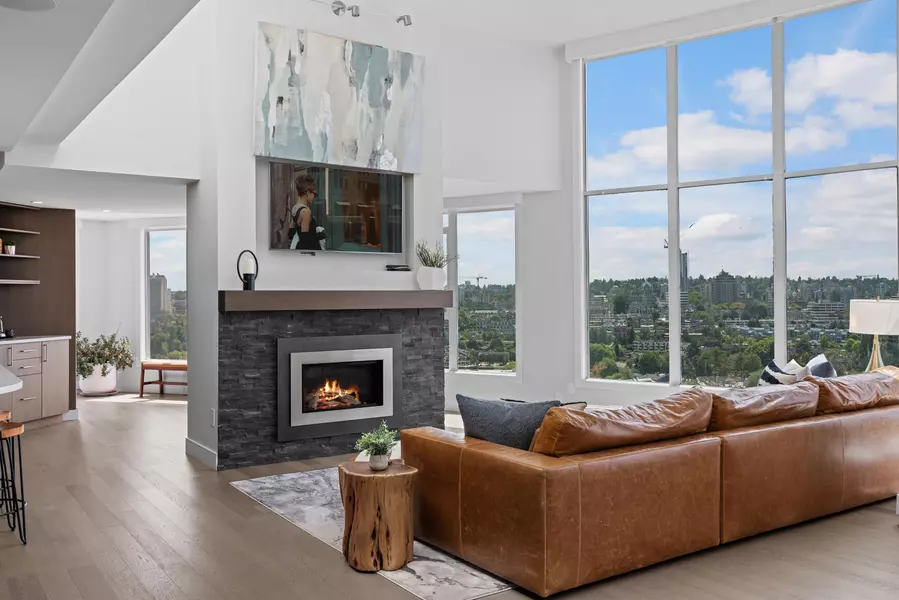 1500 Howe ST #2403, Vancouver, BC V6Z 2N1