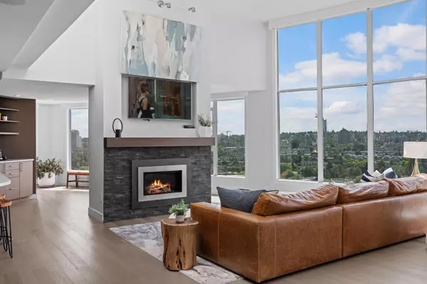 1500 Howe ST #2403, Vancouver, BC V6Z 2N1