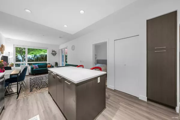 Port Coquitlam, BC V3C 0G7,2382 Atkins AVE #106