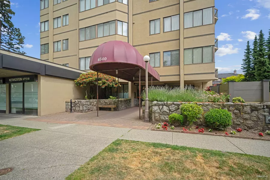 6540 Burlington AVE #2306, Burnaby, BC V5H 3M7