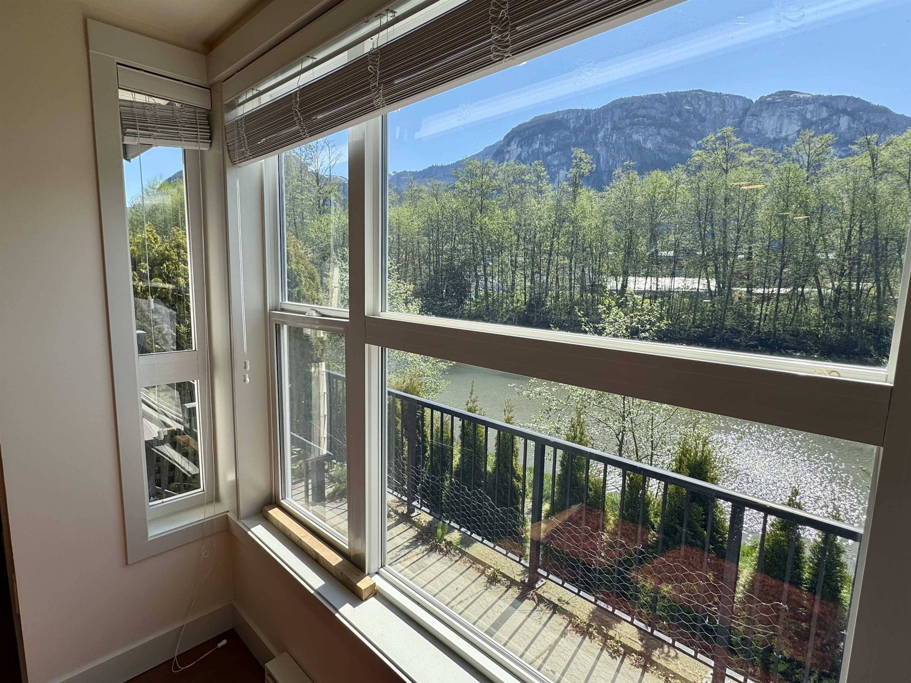 1204 Main ST #17 Squamish, BC V8B 0S3