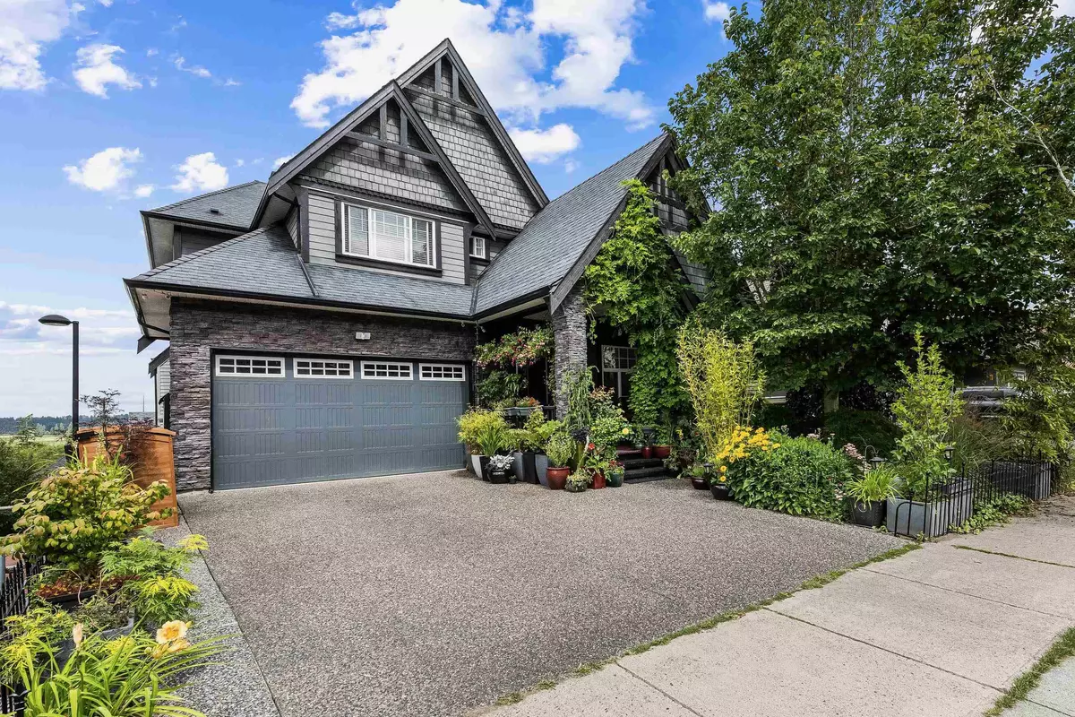 Surrey, BC V3S 8S2,7095 178 ST