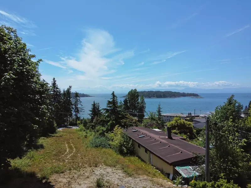 Lot 2 Lilac ST, Sechelt, BC V7Z 0M9