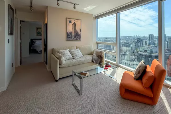 Vancouver, BC V6Z 3A7,938 Nelson ST #3206