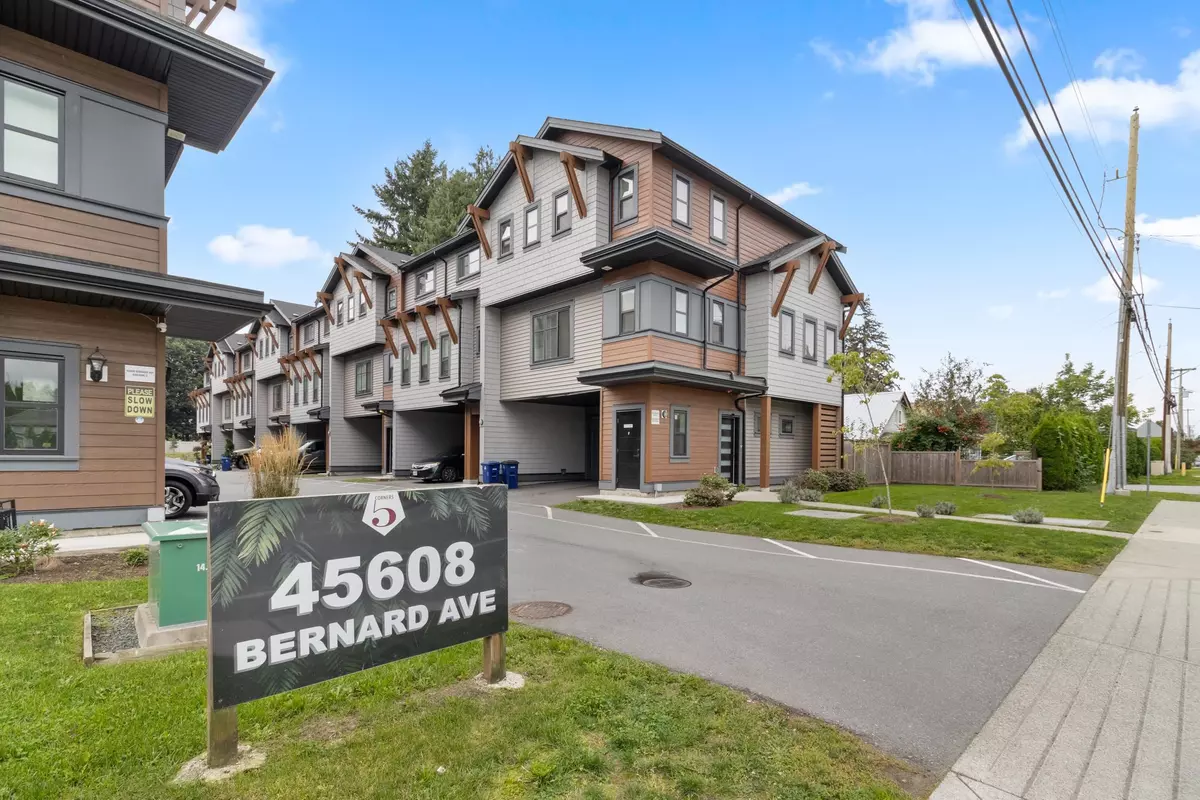 Chilliwack, BC V2P 1H8,45608 Bernard AVE #1