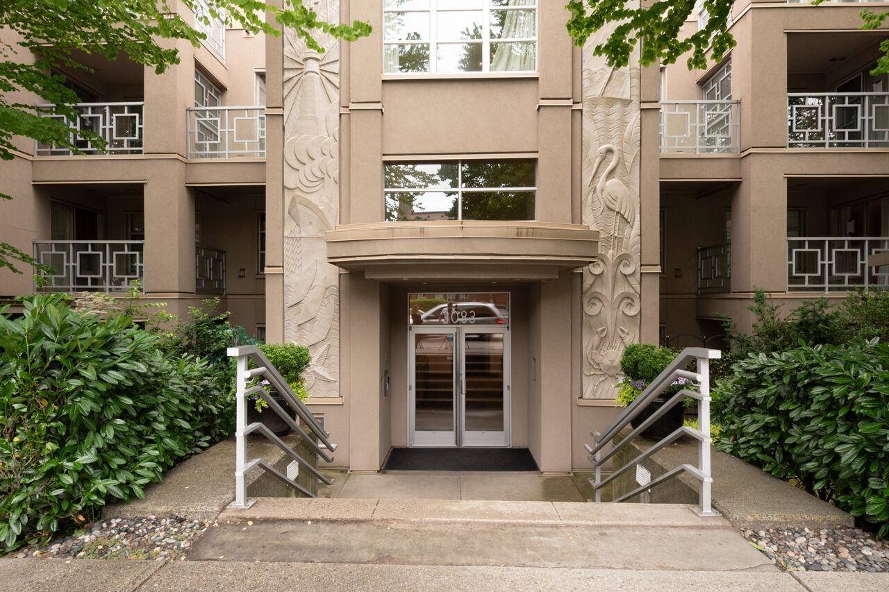 3083 W 4th AVE #206, Vancouver, BC V6K 1R5