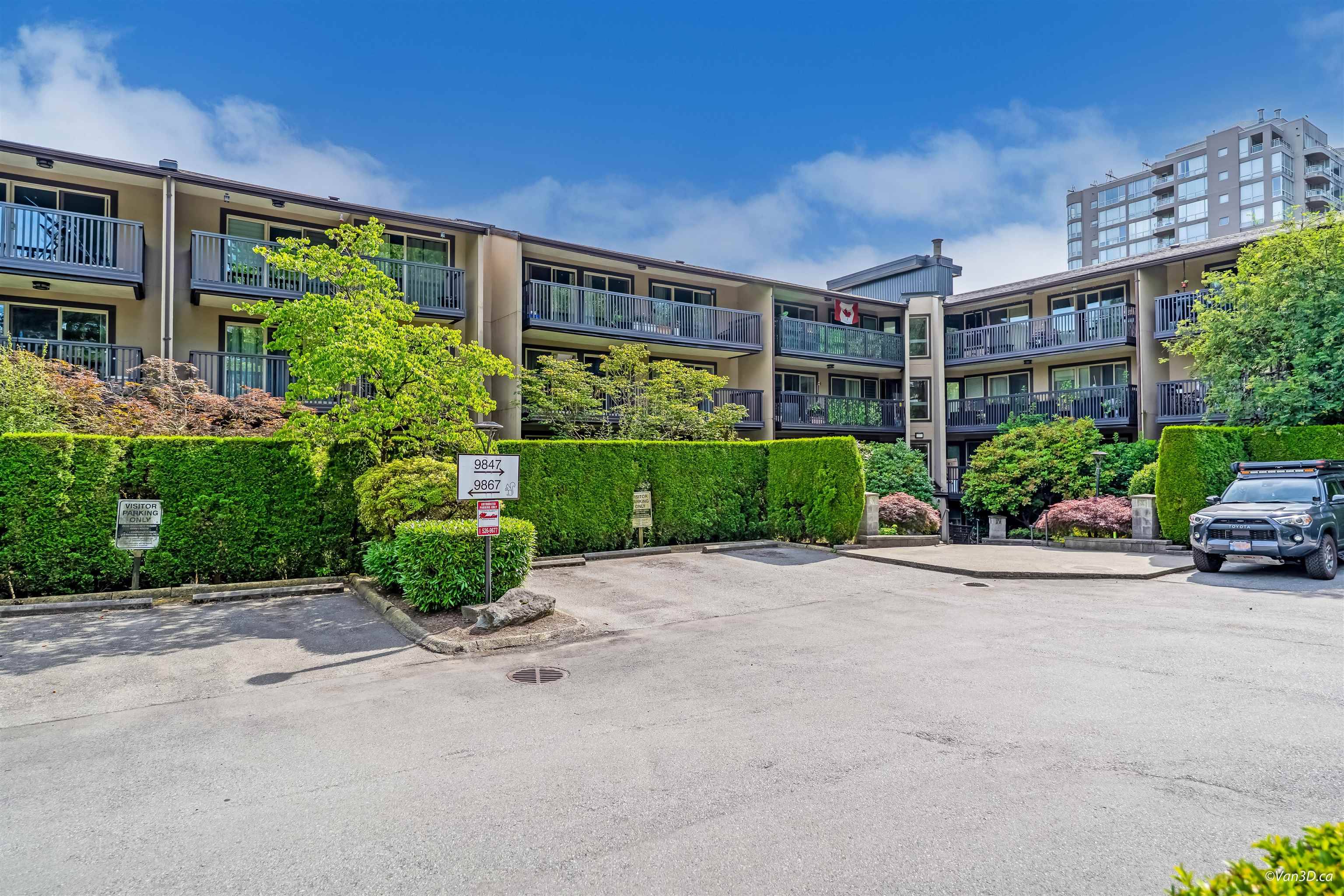 9847 Manchester DR #205, Burnaby, BC V3N 4P4
