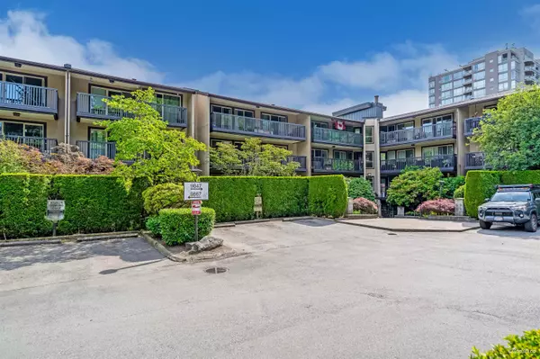 9847 Manchester DR #205, Burnaby, BC V3N 4P4