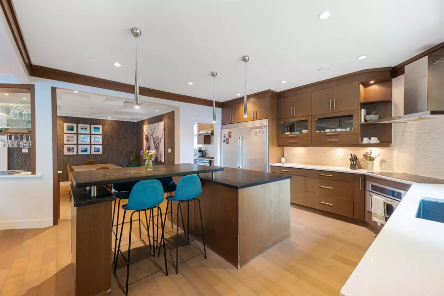 5252 Lynn PL, Delta, BC V4K 1E8