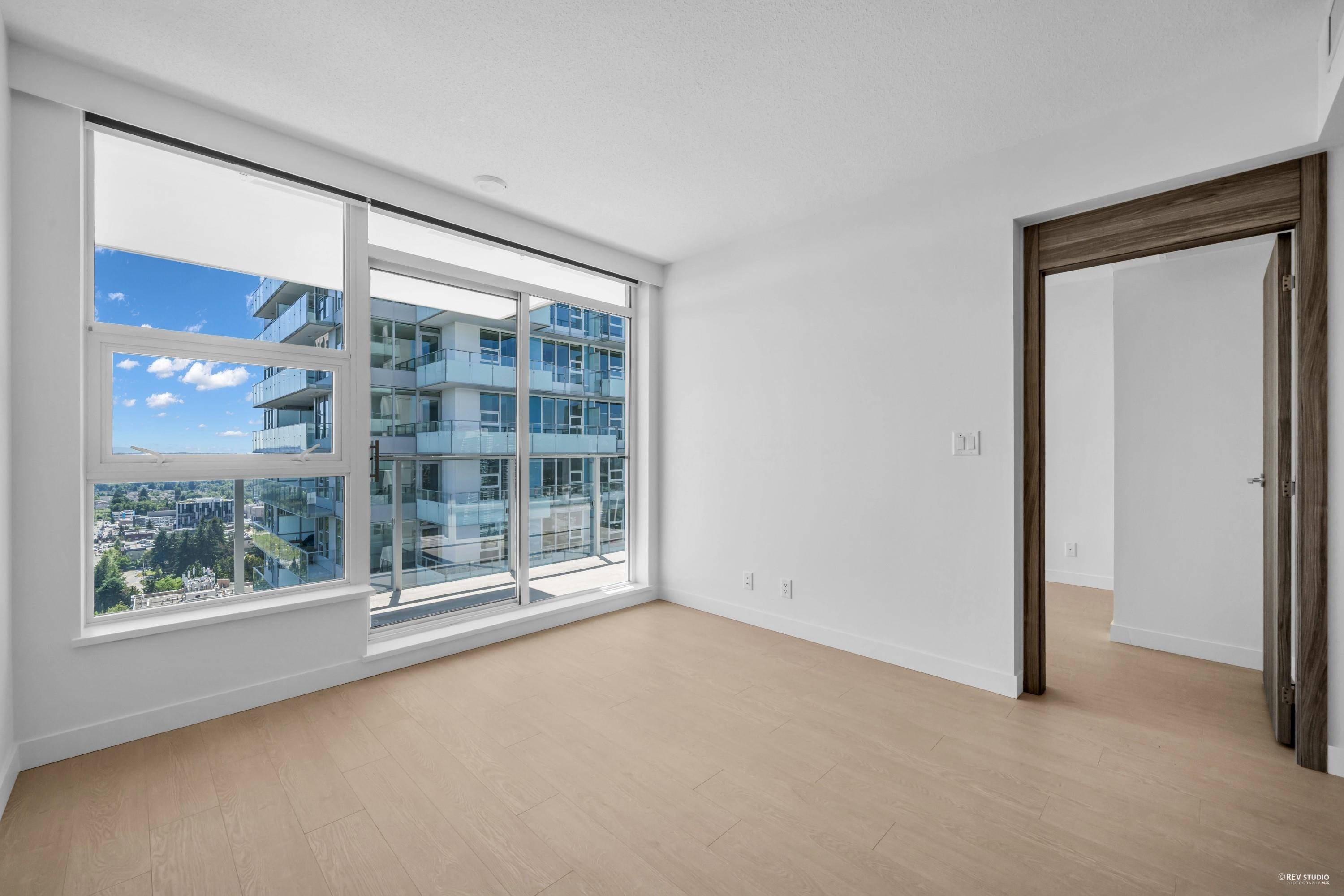 13778 100 AVE #3006 Surrey, BC V3T 0V3