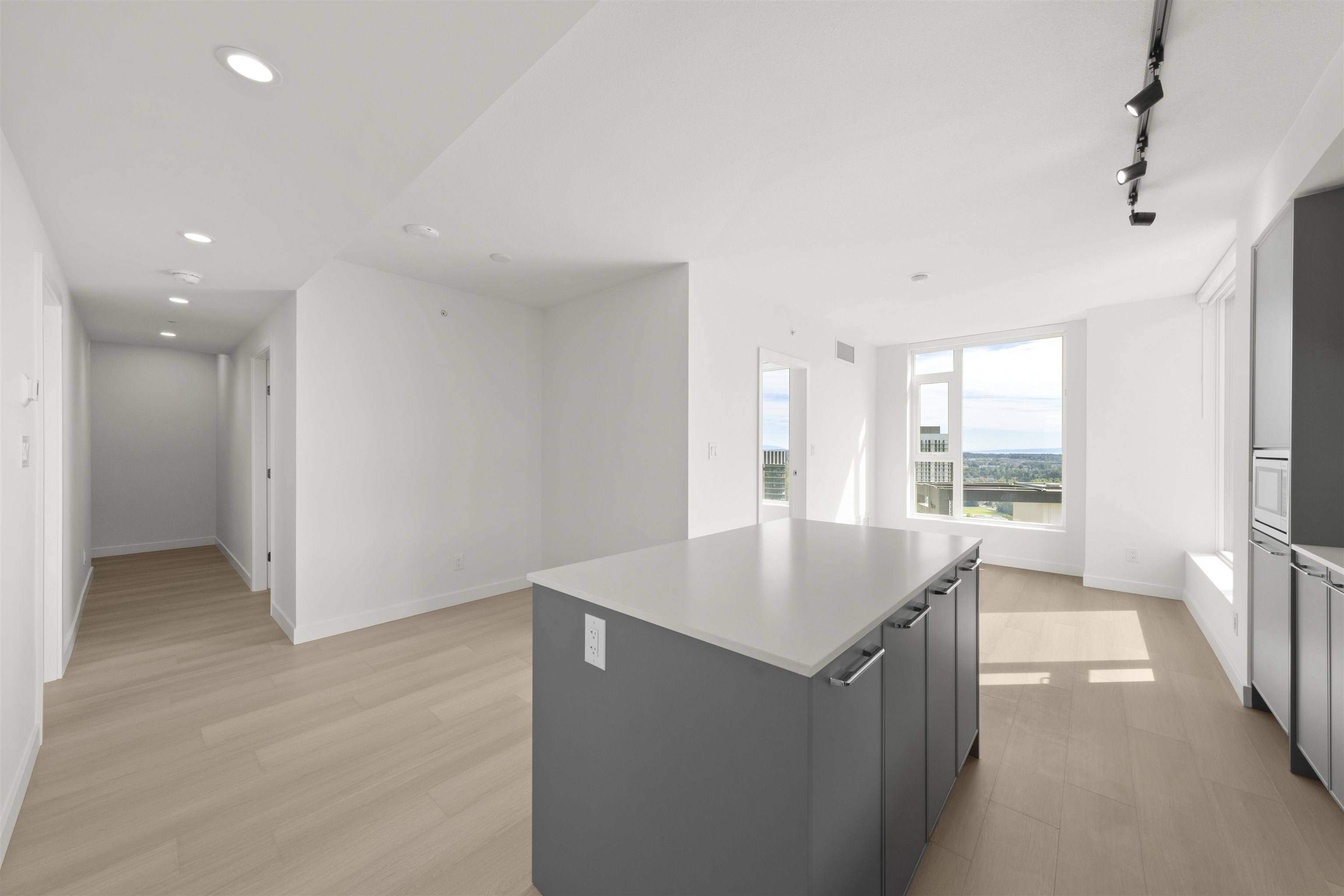 13725 George Junction #3403 Surrey, BC V3T 0V7