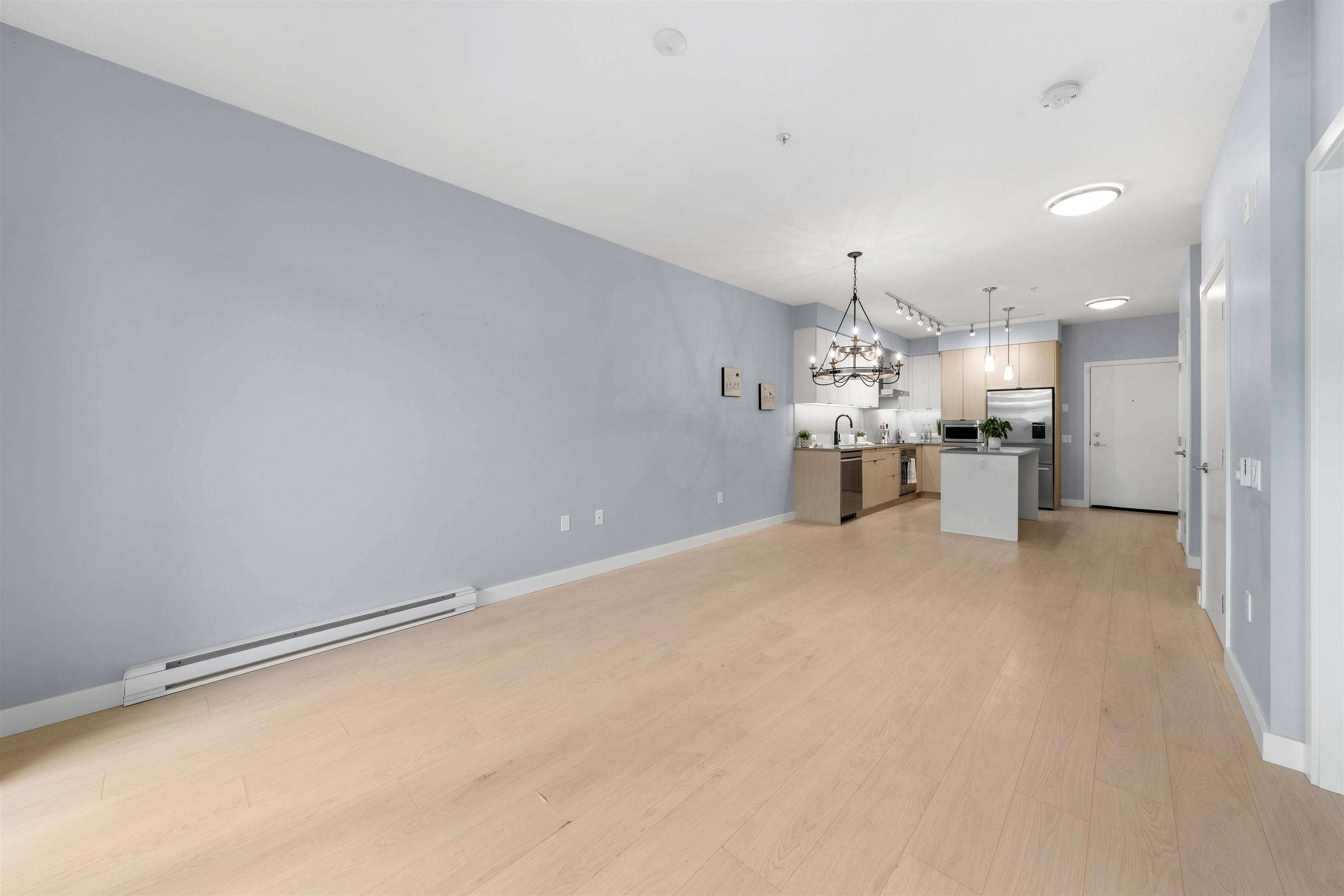 3205 Mountain HWY #117 North Vancouver, BC V7K 0A3