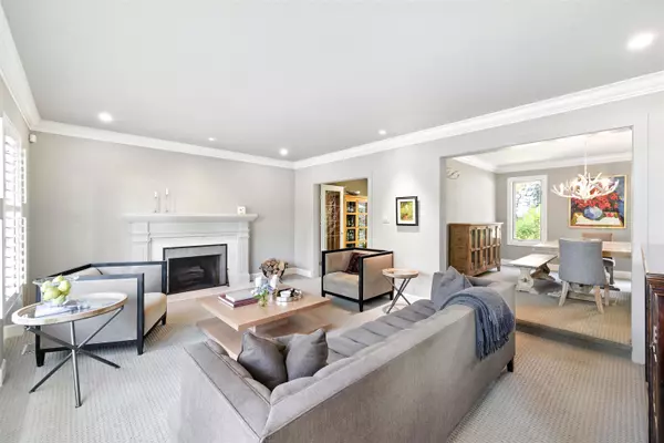 West Vancouver, BC V7W 3E6,4817 Meadfeild RD