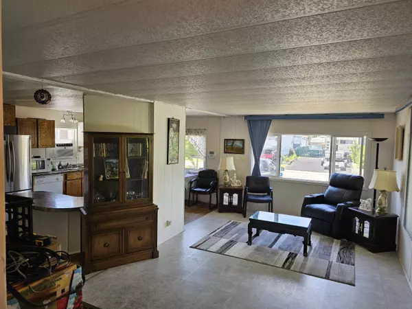 Abbotsford, BC V2S 5H1,1895 Shore CRES