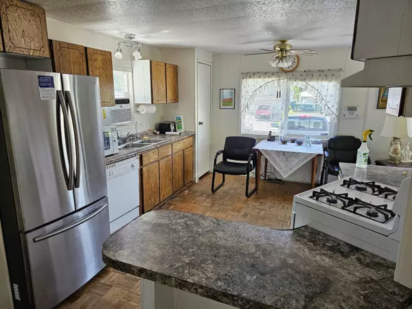 Abbotsford, BC V2S 5H1,1895 Shore CRES