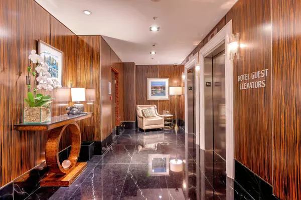 Vancouver, BC V6B 0C7,788 Richards ST #2005