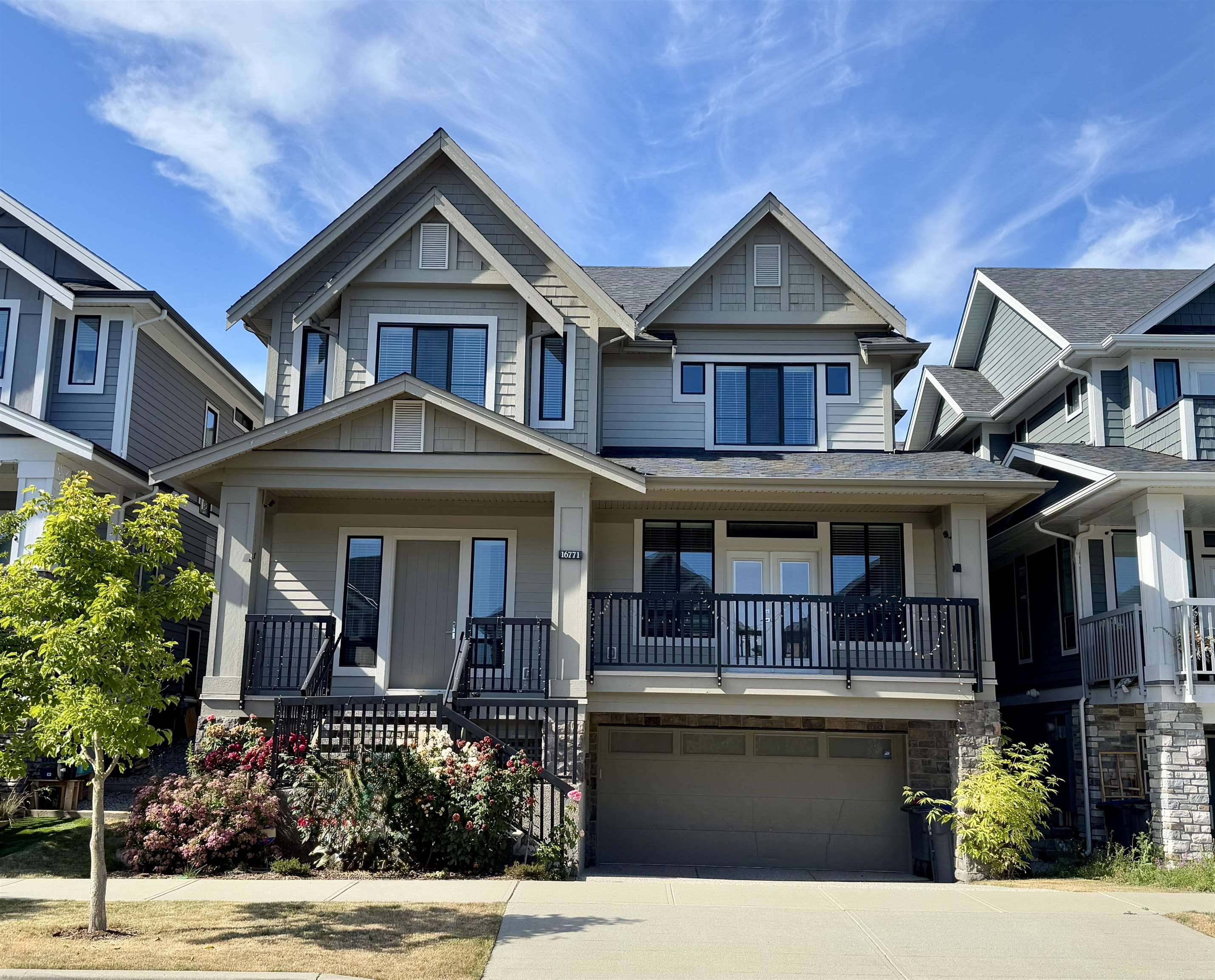 16771 17 AVE, Surrey, BC V3Z 0T3