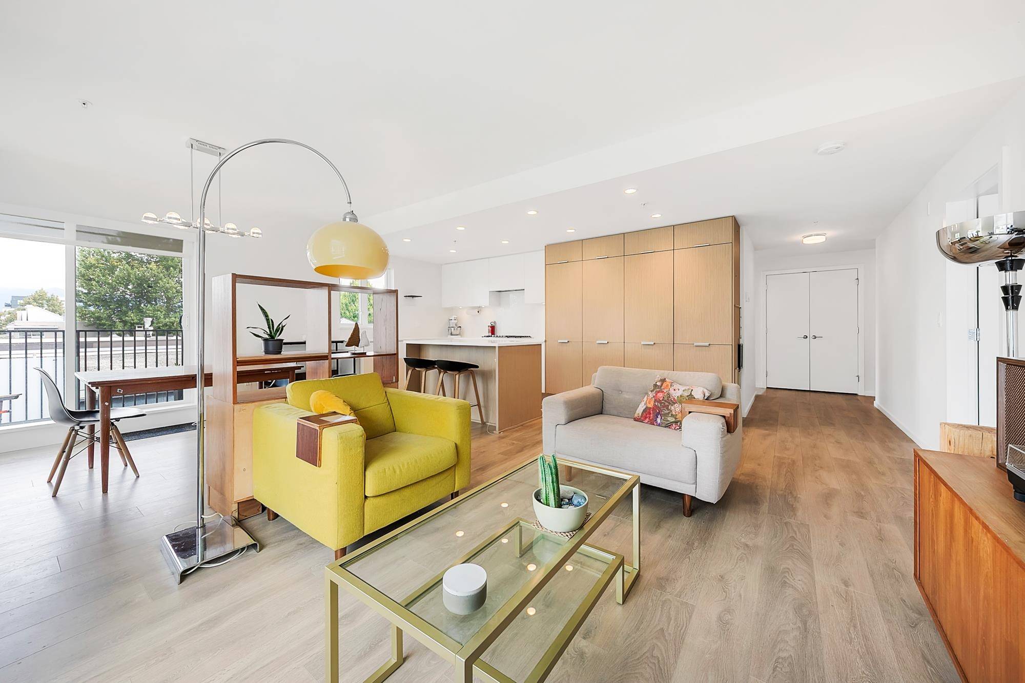 5085 Main ST #308, Vancouver, BC V5W 2R2