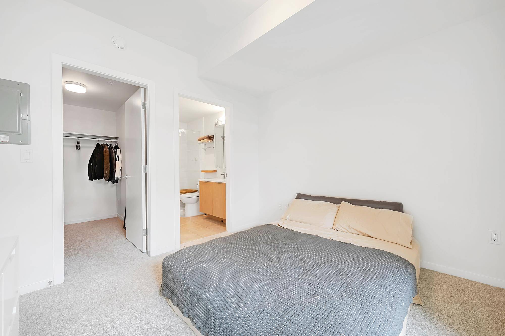 5085 Main ST #308 Vancouver, BC V5W 2R2