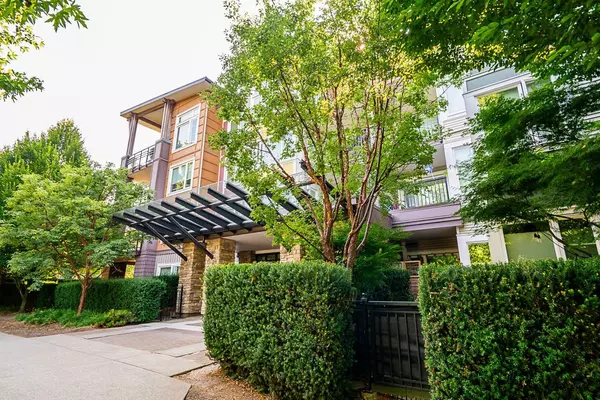 Surrey, BC V3W 0E8,13740 75a AVE #116