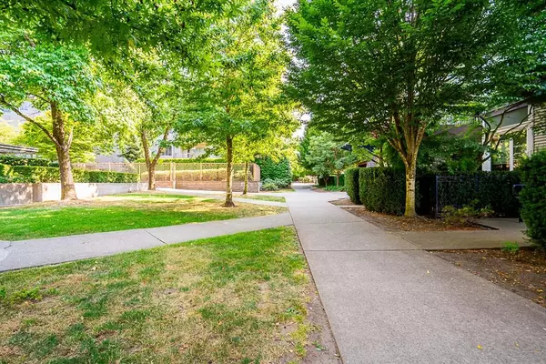 Surrey, BC V3W 0E8,13740 75a AVE #116
