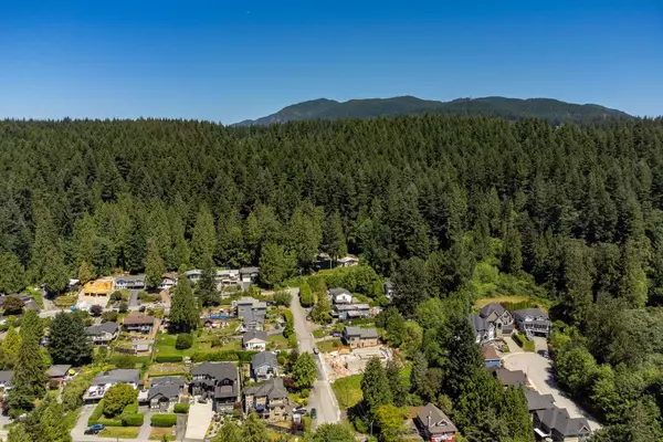 Port Moody, BC V3H 4B7,615 Ioco RD #Lot 7