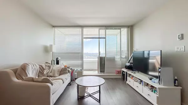 Vancouver, BC V5X 0C6,488 SW Marine DR #3608