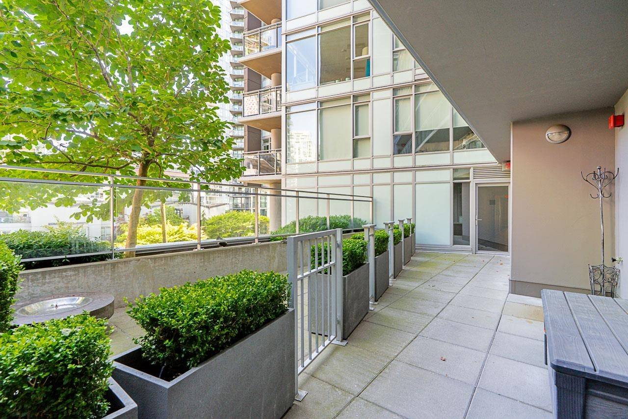 1372 Seymour ST #310 Vancouver, BC V6B 0L1