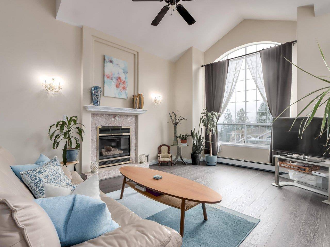 Coquitlam, BC V3K 6P4,305 Sorrento PL