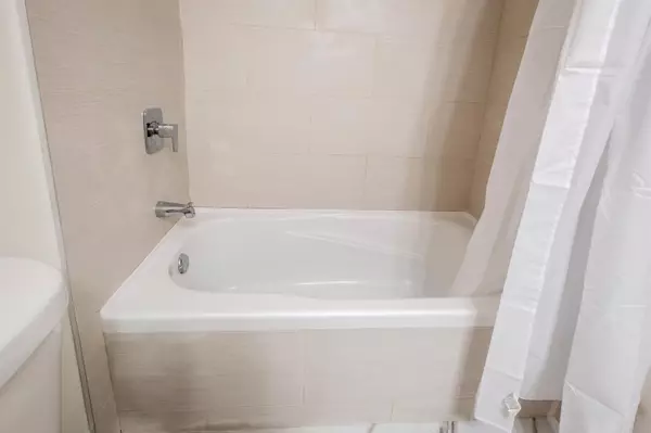 2021 Karen CRES #312 Whistler, BC V8E 0H1