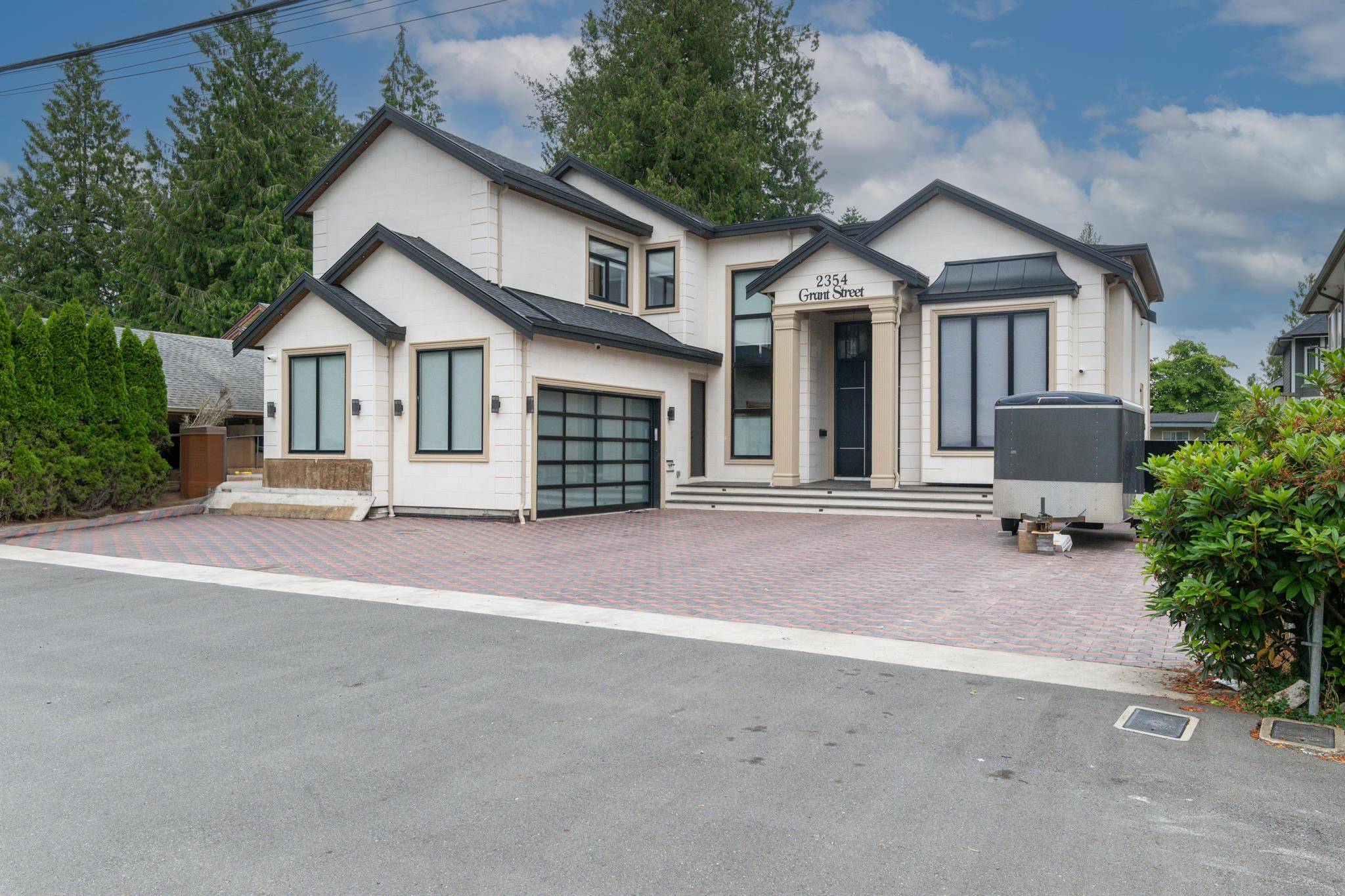 2354 Grant ST, Abbotsford, BC V2T 2M7