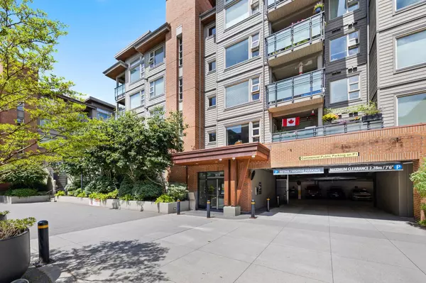 1679 Lloyd AVE #412, North Vancouver, BC V7P 0A9
