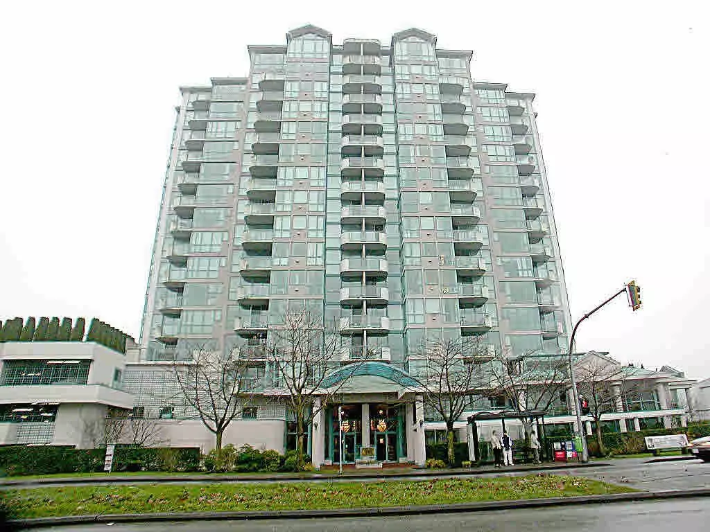 Richmond, BC V6Y 3Y6,7500 Granville AVE #1606