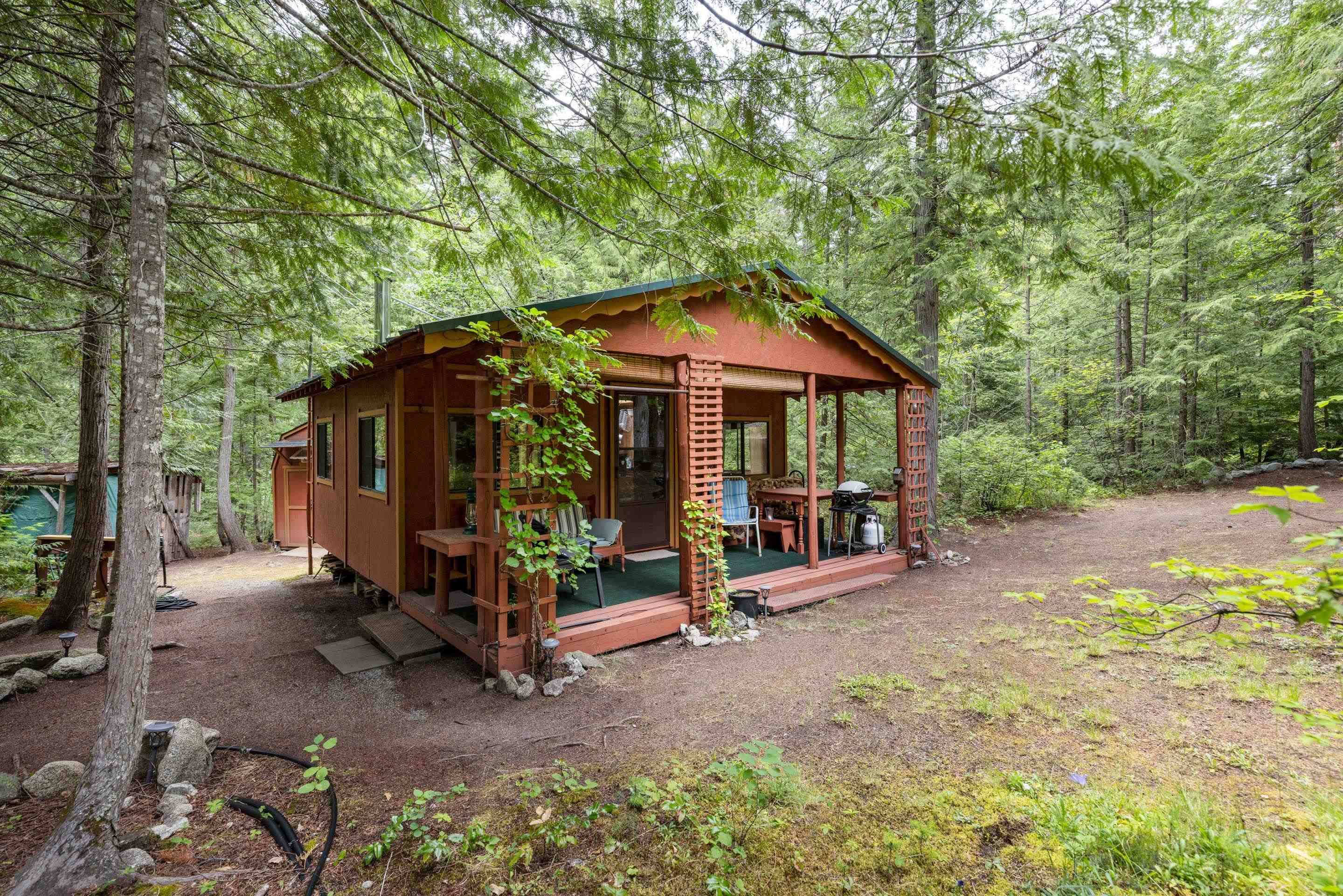 9540 Pemberton Portage RD, Pemberton, BC V0N 2L1