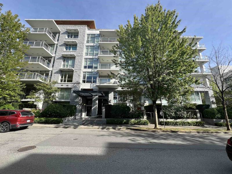 6080 Iona DR #201, Vancouver, BC V6T 0A4