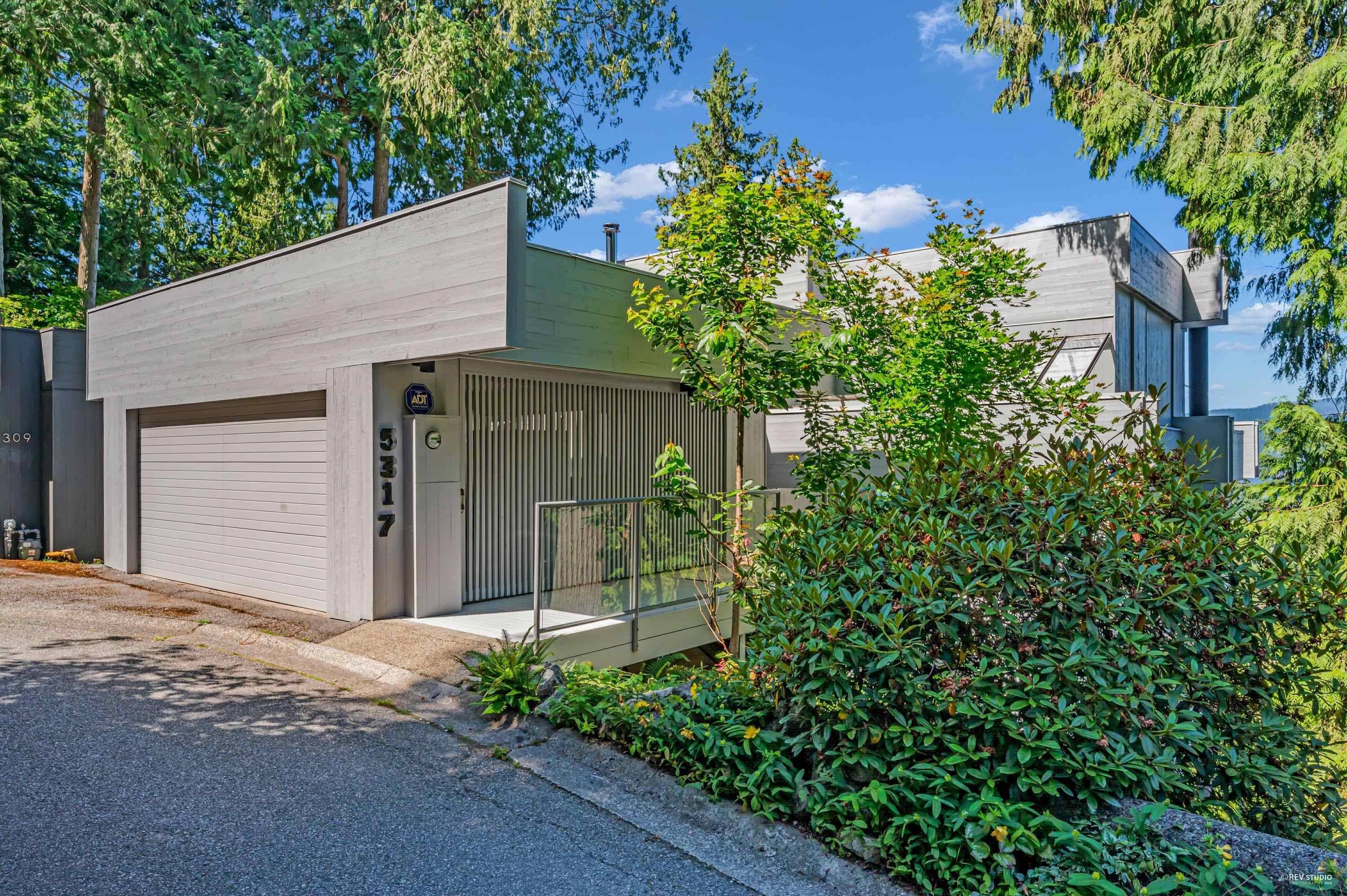 West Vancouver, BC V7W 2W8,5317 Montiverdi PL