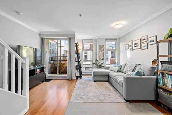 Vancouver, BC V5Z 1A3,638 W 6th AVE #28