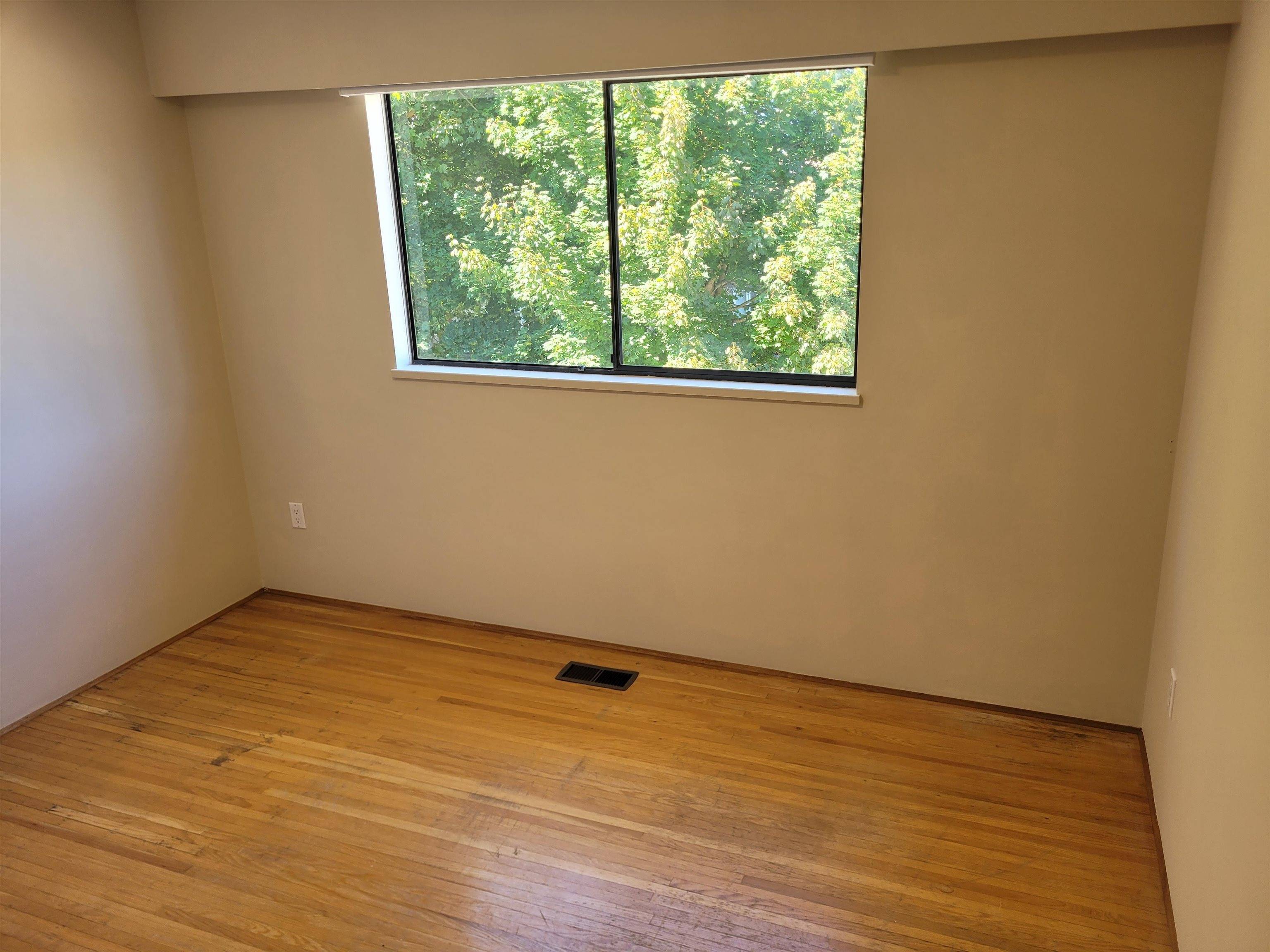 Vancouver, BC V5M 4J2,3535 Lillooet ST