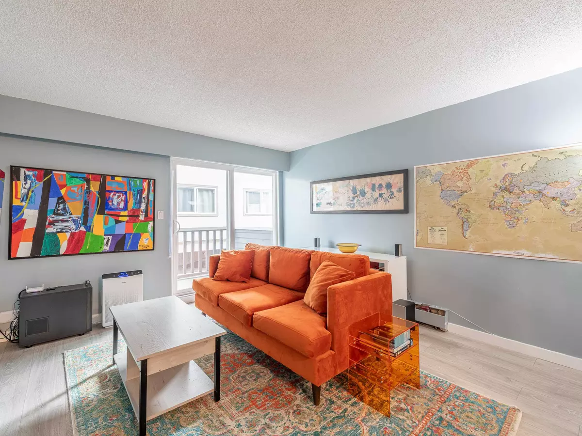 New Westminster, BC V3M 1T3,1011 Fourth AVE #205