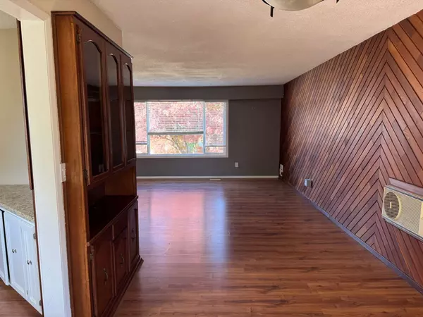 9324 James ST Chilliwack, BC V2P 6G9