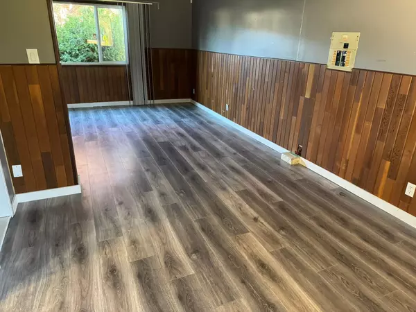 9324 James ST Chilliwack, BC V2P 6G9