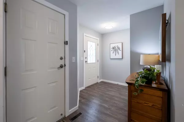 Chilliwack, BC V2P 3C3,45873 Lewis AVE #5
